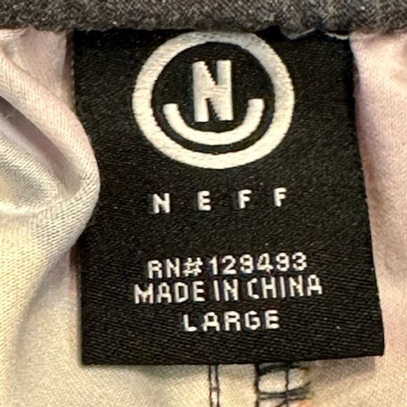 Neff Unlined Swim Trunks in a Mens Large Tropical Animal Print - Picture 4 of 7